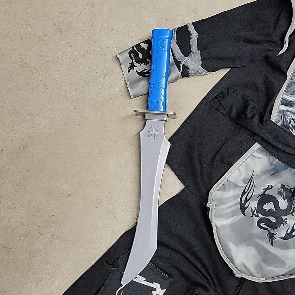 Skeleton Ninja- Kids size small 4-6 - Picture 6 of 9